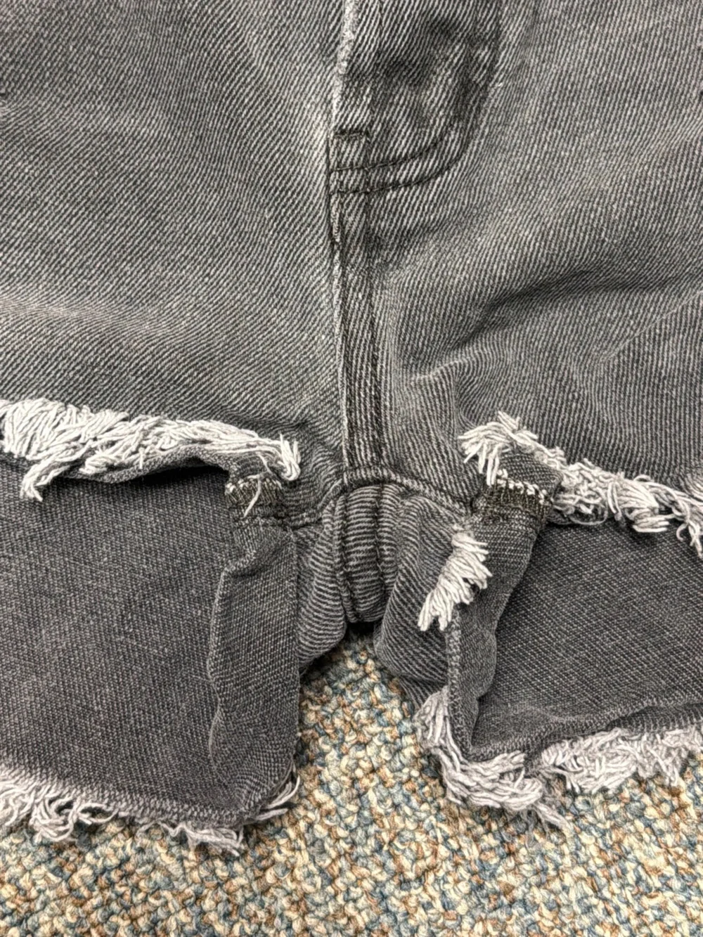 One Teaspoon Bandits Denim Shorts 24 Gray Distressed Button Fly Frayed Hem